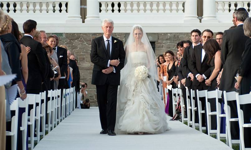 vera wang chelsea clinton wedding dress. Get Chelsea Clinton#39;s Vera